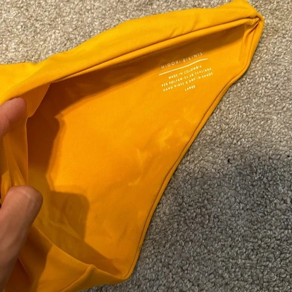 Midori Parker bikini - Picture 2 of 7